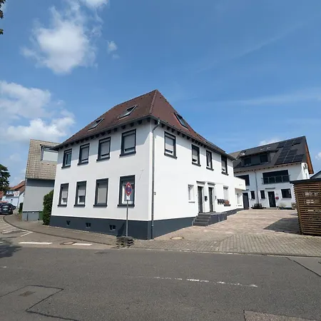 55qm Messe Wohnung, Trade Fair, 6 Minuten Zur Messe * Rheinstetten