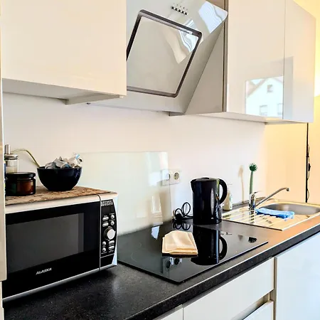 55qm Messe Wohnung, Trade Fair, 6 Minuten Zur Messe شقة *